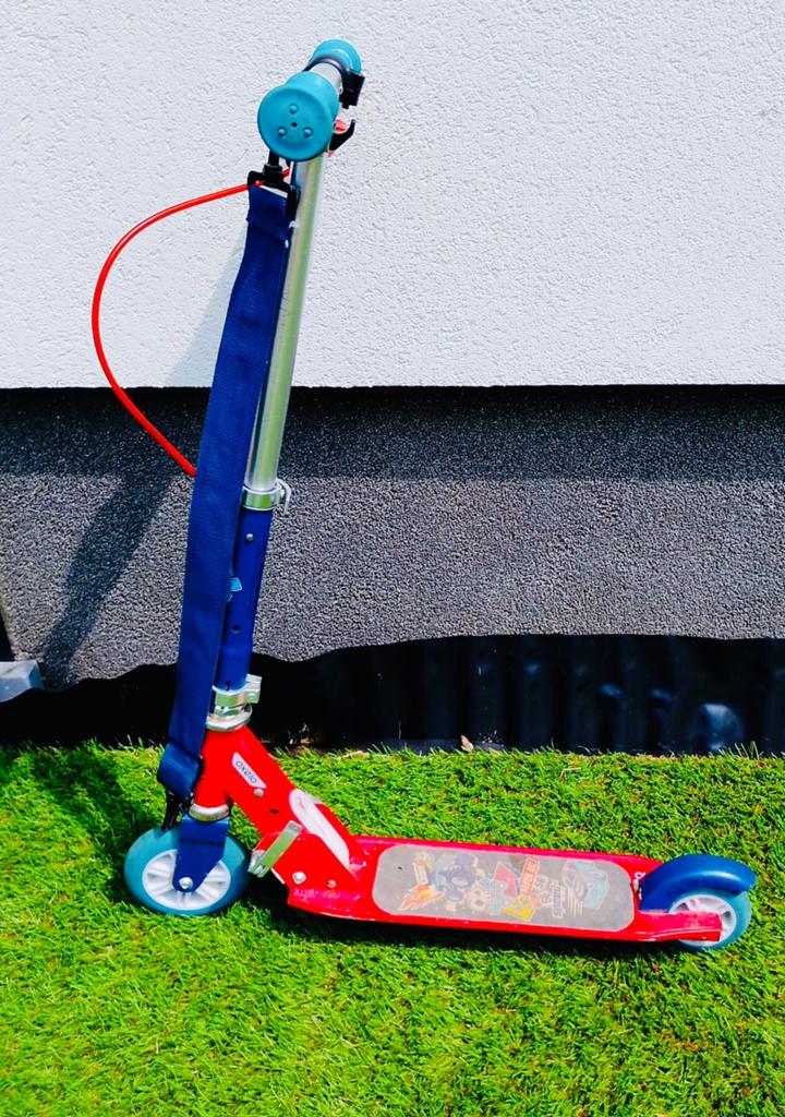 Plooibare kinderstep te koop, Fietsen en Brommers, Ophalen, Zo goed als nieuw