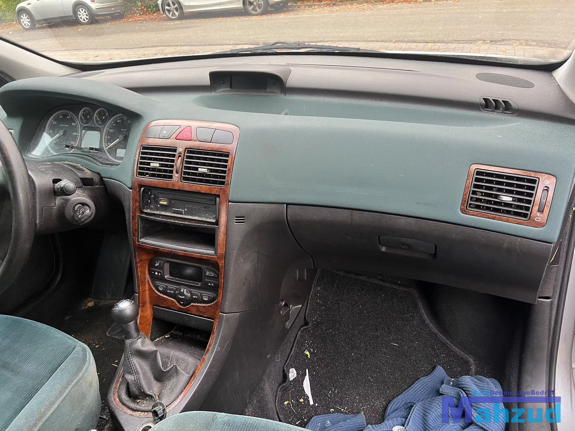 peugeot 307 dashboard delen onderdelen kast rooster pook, Auto-onderdelen, Taurusavenue 1
2132 LS  Hoofddorp, NL, Gebruikt, Contact.group@renault.com