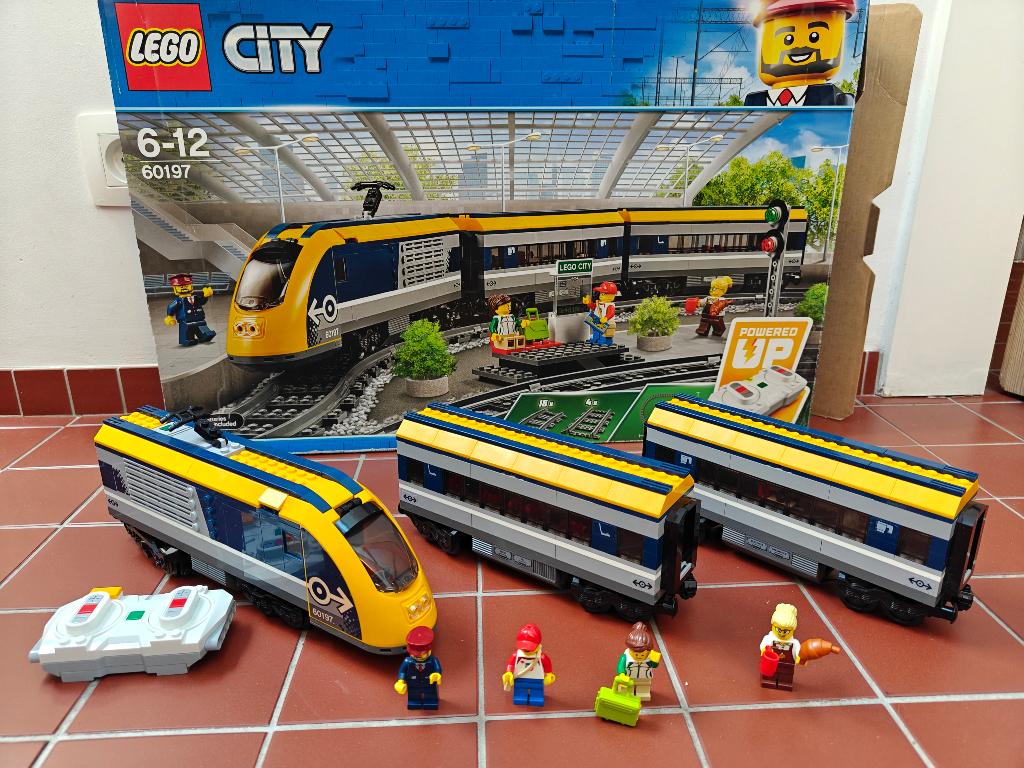 Lego trein 60197, Kinderen en Baby's, Speelgoed | Duplo en Lego, Ophalen, Lego, Compleet, Complete set