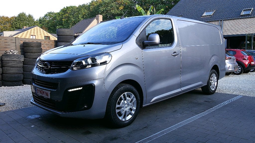 Opel Vivaro L3 2.0d 150ch 52dkm 2021 Garantie 3 places, Volant multifonction, Argent ou Gris, Vivaro, Entreprise