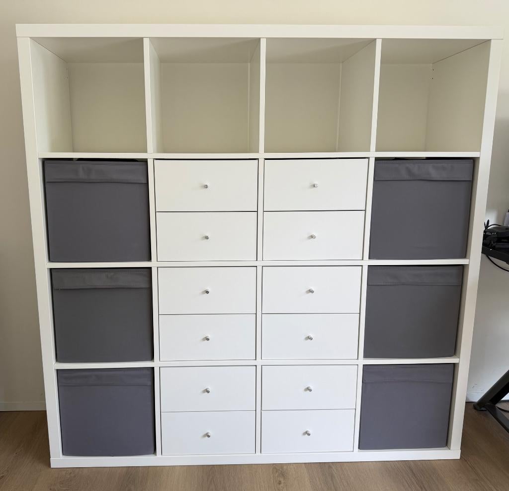 IKEA kallax kast wit met lades en opbergdozen, Enlèvement, Utilisé