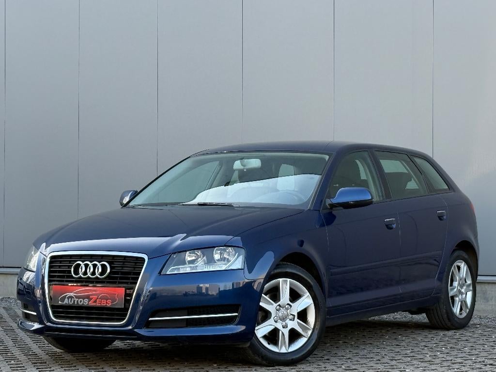 Audi A3 Sportback 1.2 TFSI S tronic Cruise Navi Garantie*, Auto's, Euro 5, Zwart, 4 cilinders, Blauw