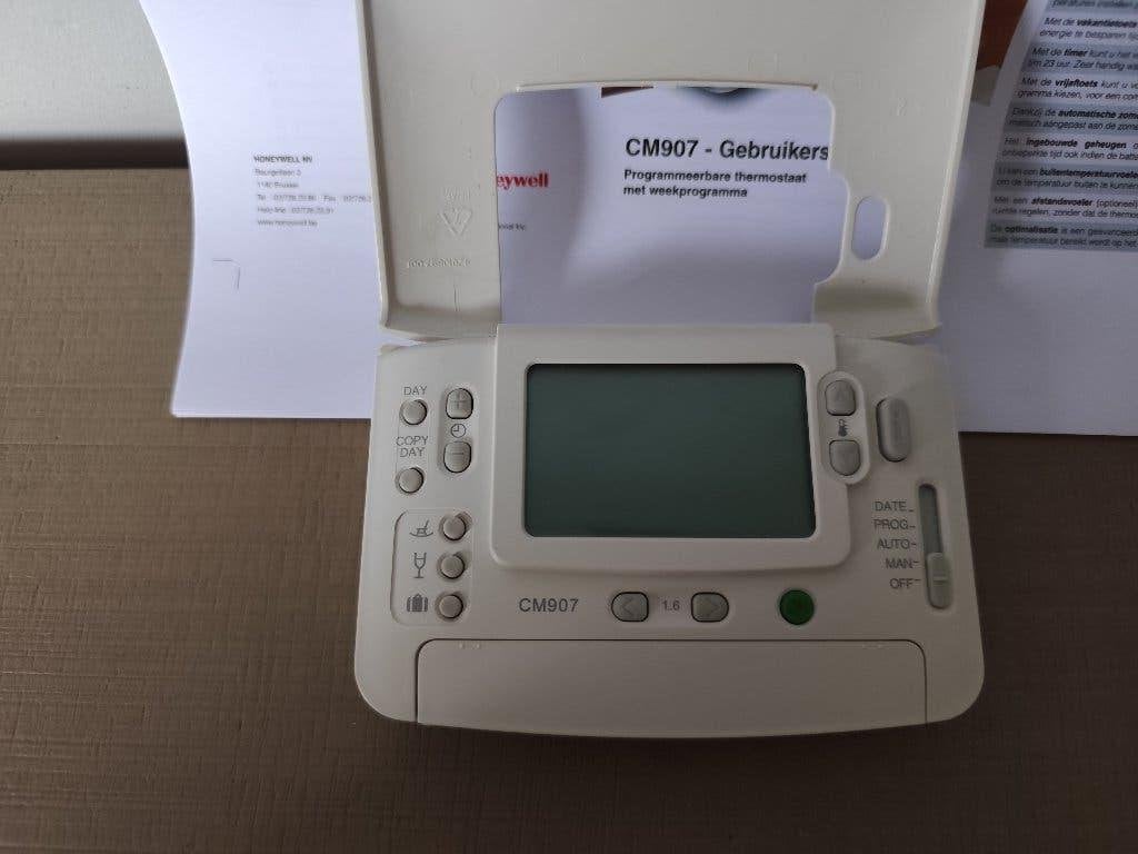 Thermostaat Honeywell CM 907, Doe-het-zelf en Bouw, Ophalen of Verzenden, Slimme thermostaat, Zo goed als nieuw