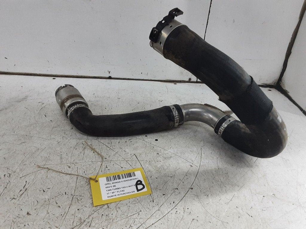 INTERCOOLER SLANG Opel Mokka X (01-2016/-) (1701020229), Gebruikt, Opel, Opel Automobile GmbH, Kontakt-opel@opel.com
