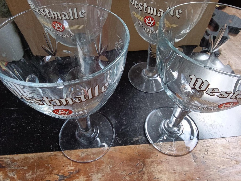 4 Westmalle bierglazen bierglazen, Ophalen, Gebruikt, Bierglas