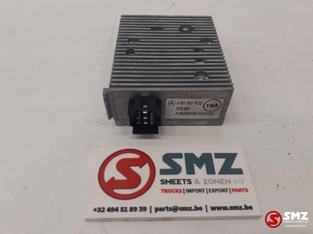 Occ omvormer 24-12V 18A Mercedes, Gebruikt, Mercedes-Benz, Elektronica en Kabels