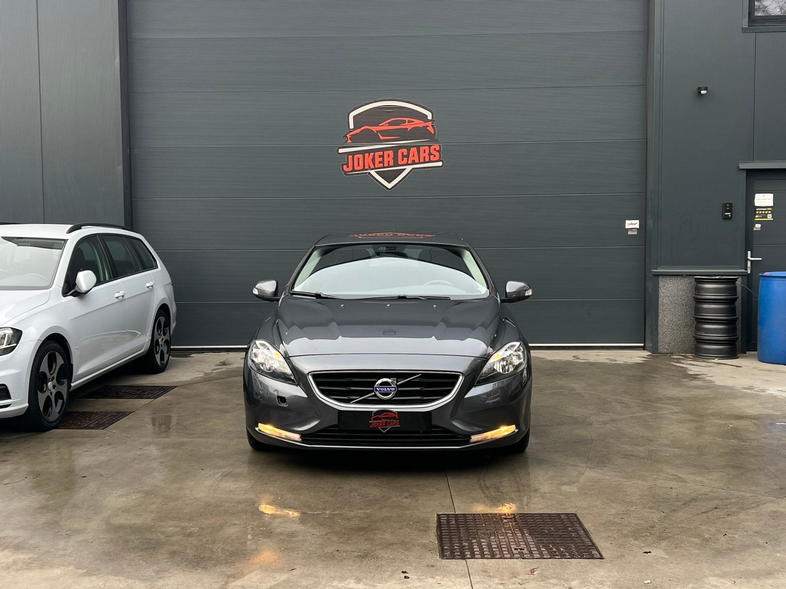 Volvo V40 D2 1.6D Navi Airco CruiseCntrl 88gCo2, Auto's, Volvo, 4 cilinders, https://public.car-pass.be/vhr/d0a6598b-b04b-4cc1-9097-2cda2010bd5d?lang=nl