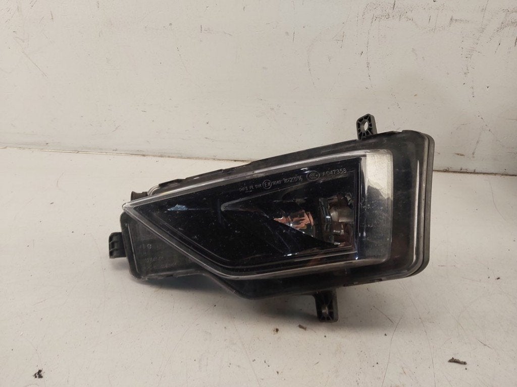 MISTLAMP LINKS VOOR Volkswagen Golf Sportsvan (AUVS), Gebruikt, Volkswagen, Volkswagen AG, Kundenbetreuung@volkswagen.de