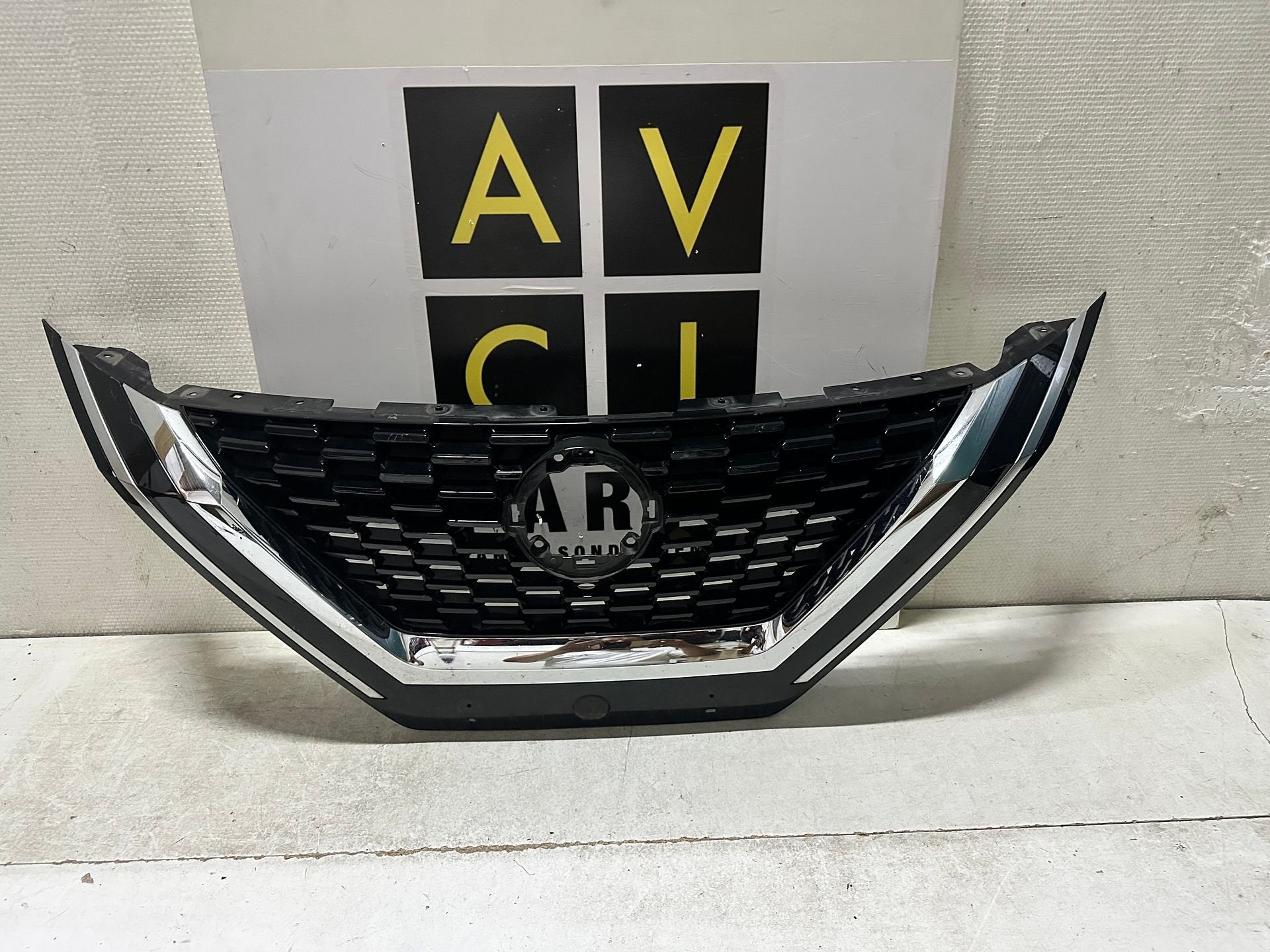 Nissan Qashqai III J12 Grille Grill 62310-6UA origineel, -, Utilisé, -, Nissan