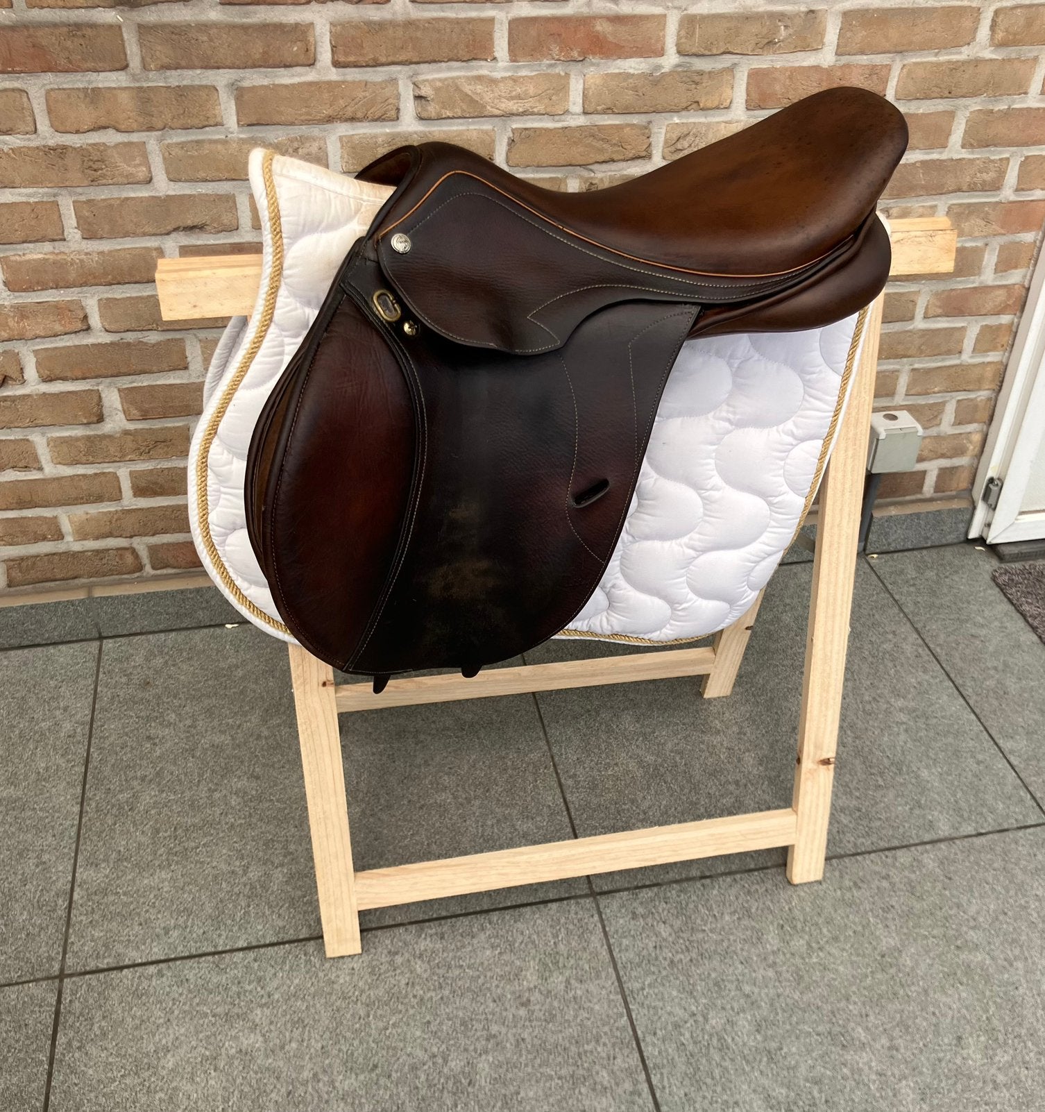 Springzadel Pessoa 17,5 inch, Animaux & Accessoires, Chevaux & Poneys | Produits de soin, Enlèvement ou Envoi, Comme neuf
