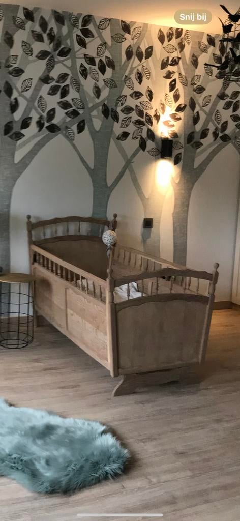 Vintage houten babybed / wieg – charmant en uniek, Ophalen