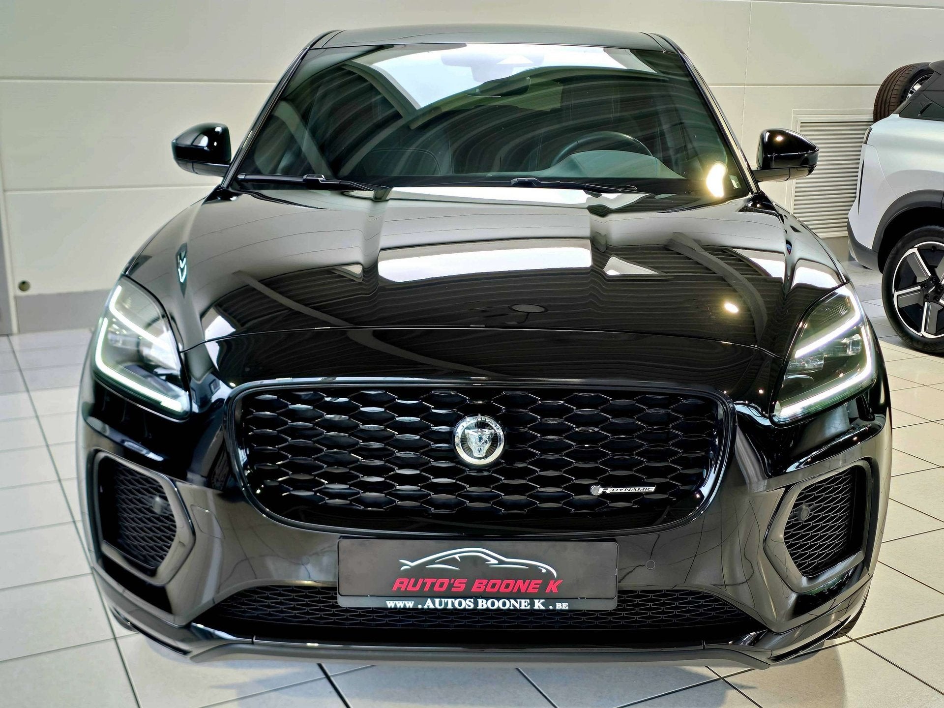 Jaguar E-Pace E-Pace 1.5 T MHEV ️R-Dynamic SE / 160 PK, Auto's, Automaat, Dealer onderhouden, Geheel digitaal combi-instrument