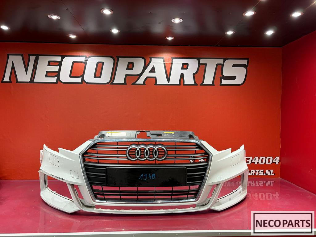 Audi A3 8V Facelift S-line Voorbumper Origineel 8V3807437AM, Autos : Pièces & Accessoires, Carrosserie & Tôlerie, Pare-chocs, Audi