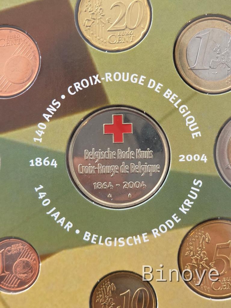 Belgique 2004 Croix Rouge médaille colorée FDC, Timbres & Monnaies, Enlèvement ou Envoi, Belgique, Série, Or