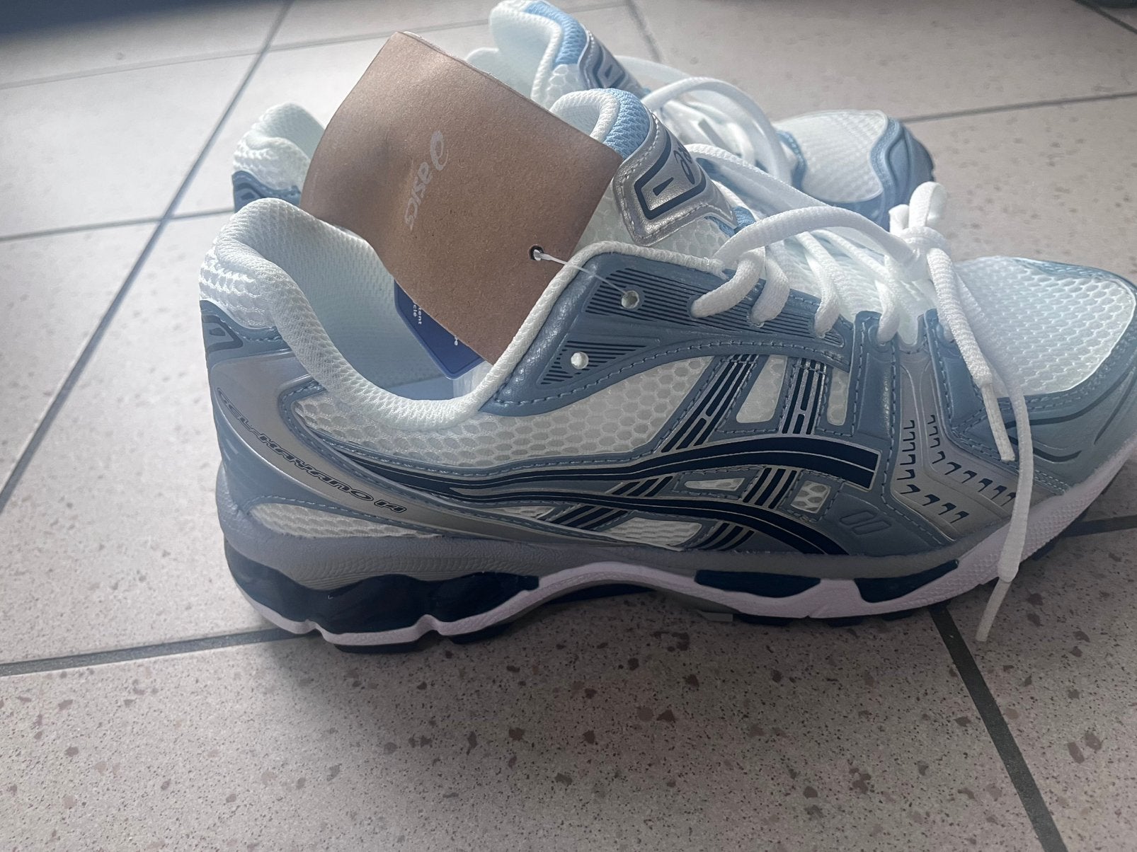 Asics maat 42, Enlèvement ou Envoi, Comme neuf, Asics