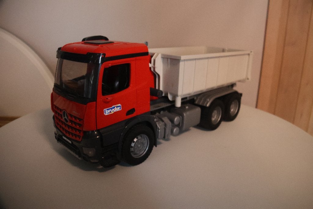 Bruder Mercedes-Benz Arocs Containertransport, Kinderen en Baby's, Ophalen, Gebruikt