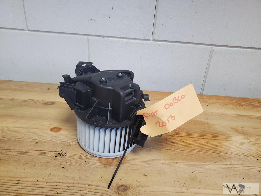 Fiat Doblo Fiorino Peugeot Bipper 2009 -2018 kachelmotor €30, -, Utilisé, Fiat, -