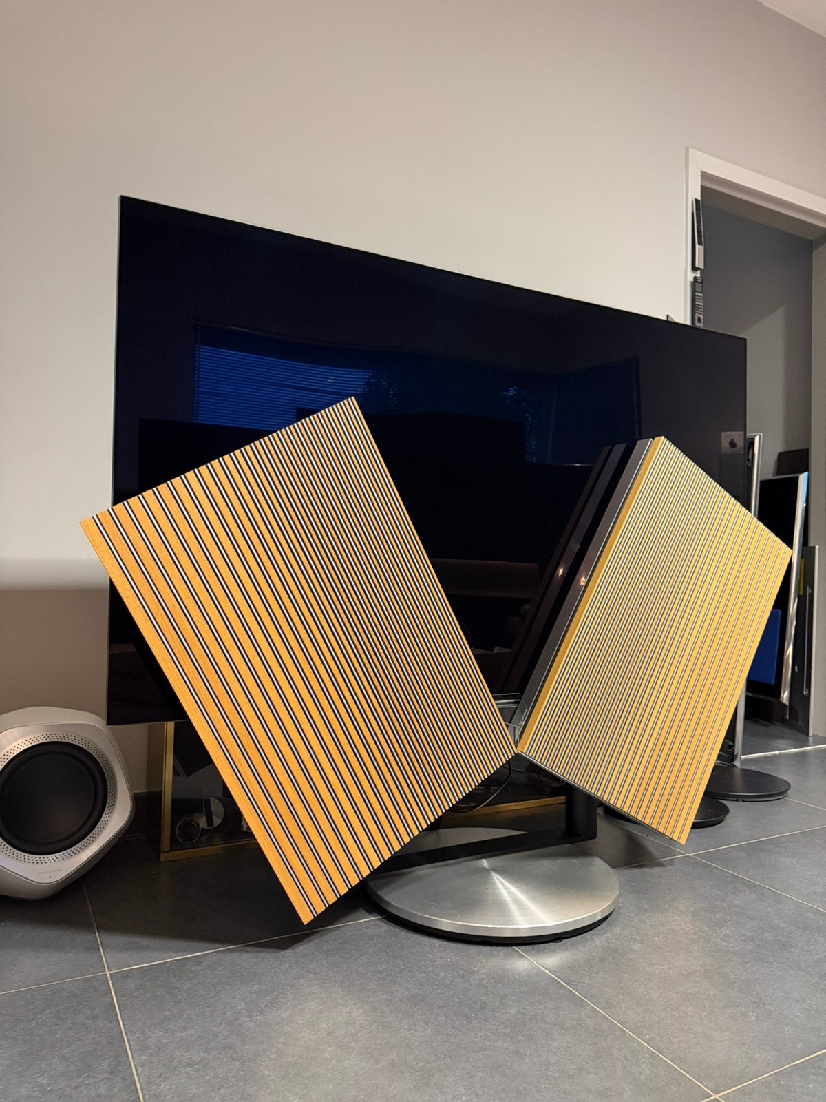 Beovision harmony 65 + Oak fronten Oled bang olufsen b&o, TV, Hi-fi & Vidéo, Autres marques, Enlèvement ou Envoi, Comme neuf, 100 cm ou plus