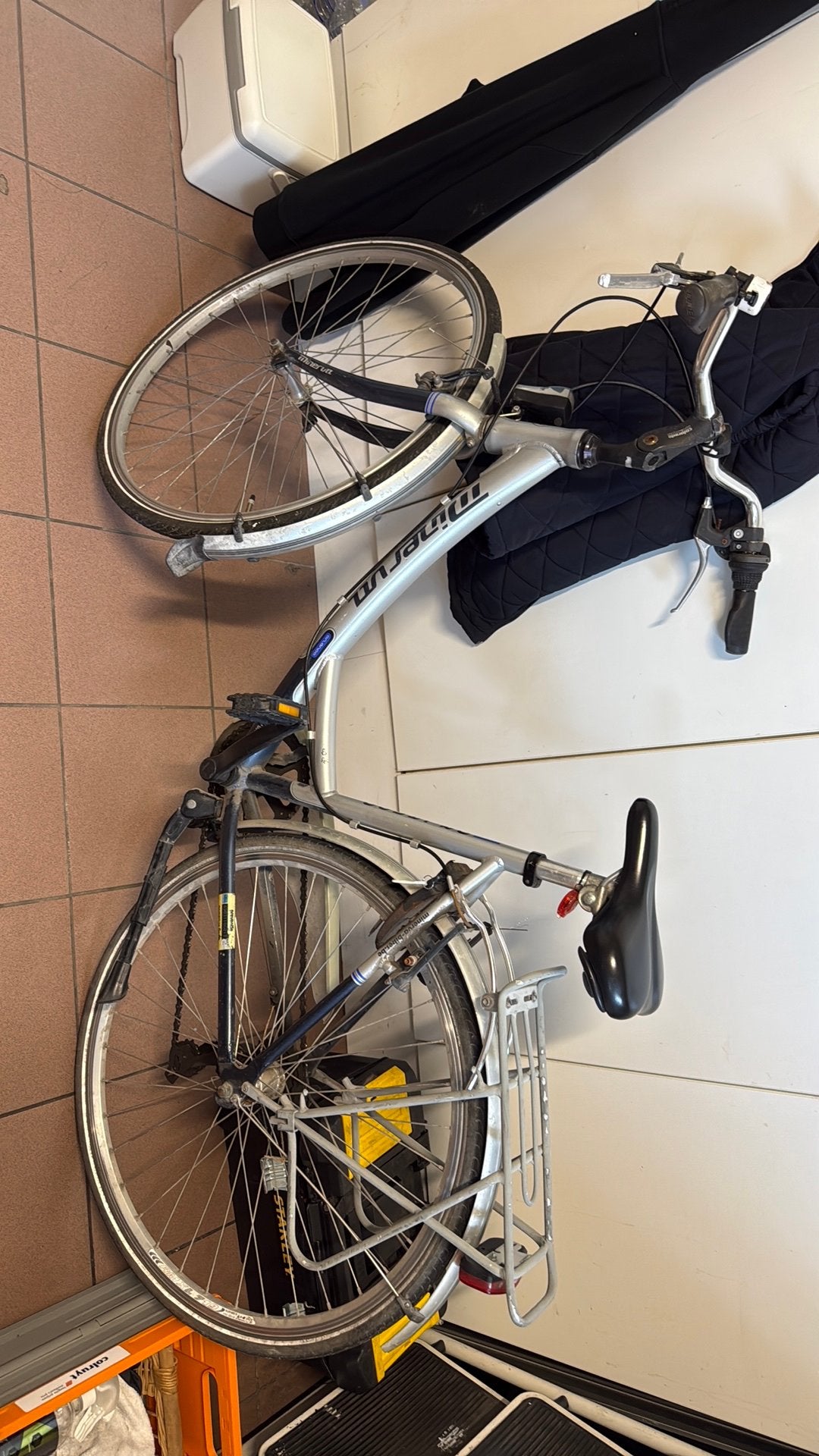 Damesfiets, Fietsen en Brommers, Fietsen | Meisjes, Gebruikt, 26 inch of meer, Versnellingen, Velgrem, Ophalen