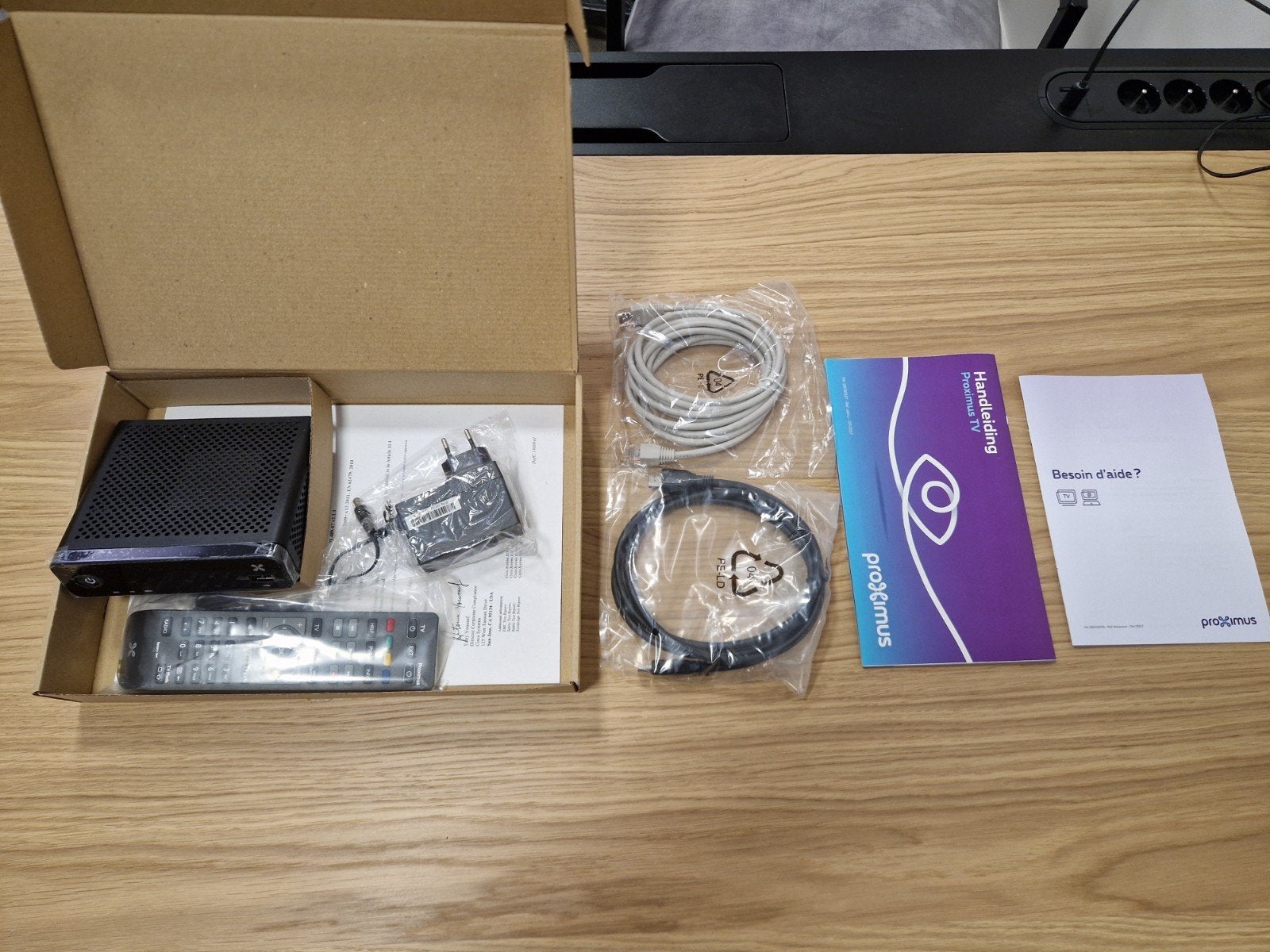 Décodeur Proximus Pickx TV V5 Compact neuf et complet, Enlèvement ou Envoi