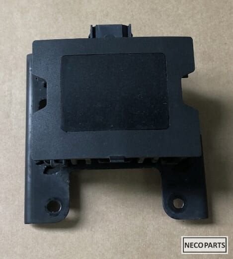 AUDI A3 8V GOLF 7 RADAR SENSOR DISTRONIC 5Q0907572A, Gebruikt, -, -, -