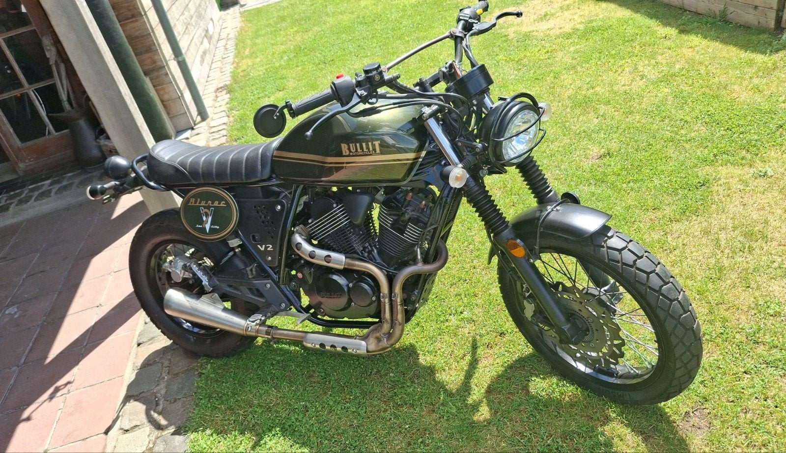 Bullit v bluroc 250cc  top staat, Particulier