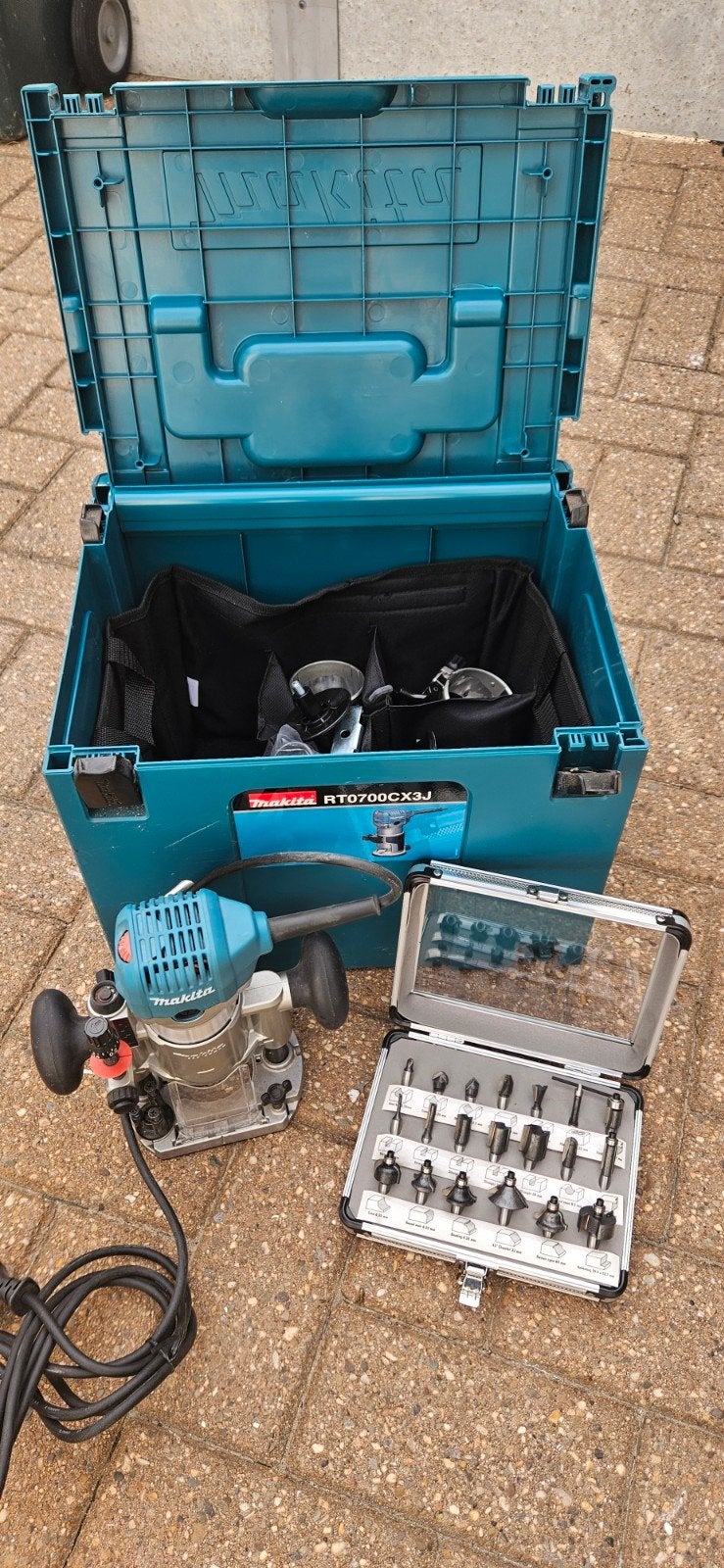 Makita boven en kantenfrees RT0700CX3J, Neuf, Enlèvement, Makita, Électrique