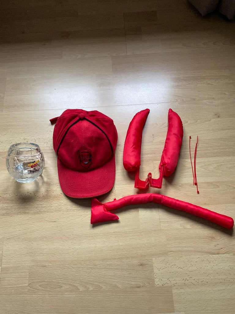 Jupiler bierglas rode duivels, pet, duiveloren en staart, Verzamelen, Ophalen of Verzenden, Nieuw, Jupiler