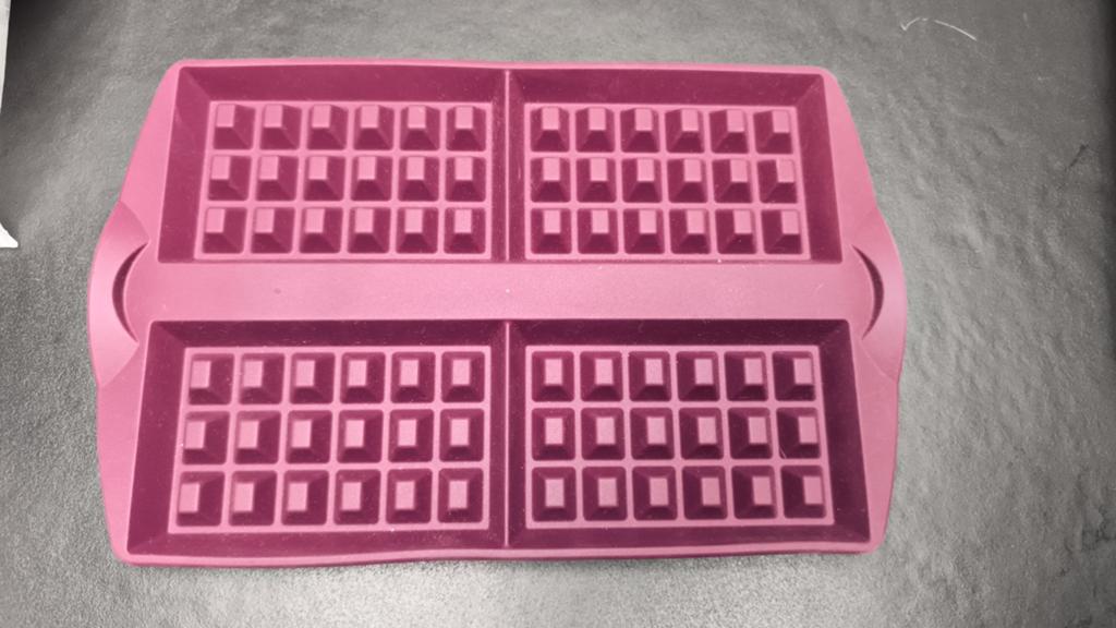 Tupperware MultiFlex Wafelvorm, Enlèvement
