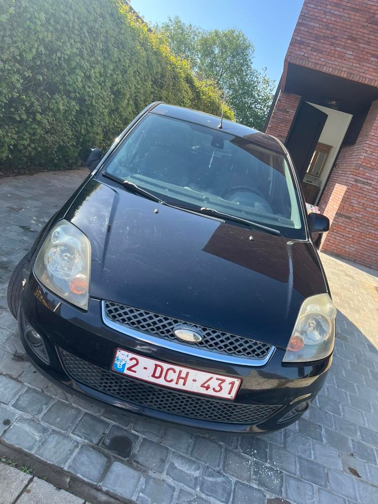 Ford fiesta, Autos, 14000 cm³, Achat, 5 portes, Particulier