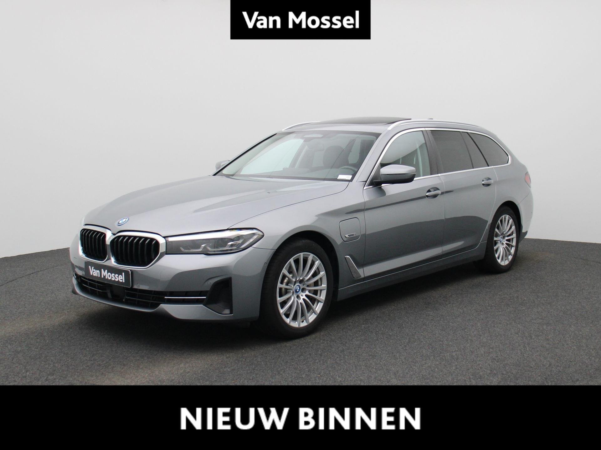 BMW 5 Serie Reeks Touring 530e 215kW xDrive Auto, 12 kWh, Hybride rechargeable, Noir, 5 portes