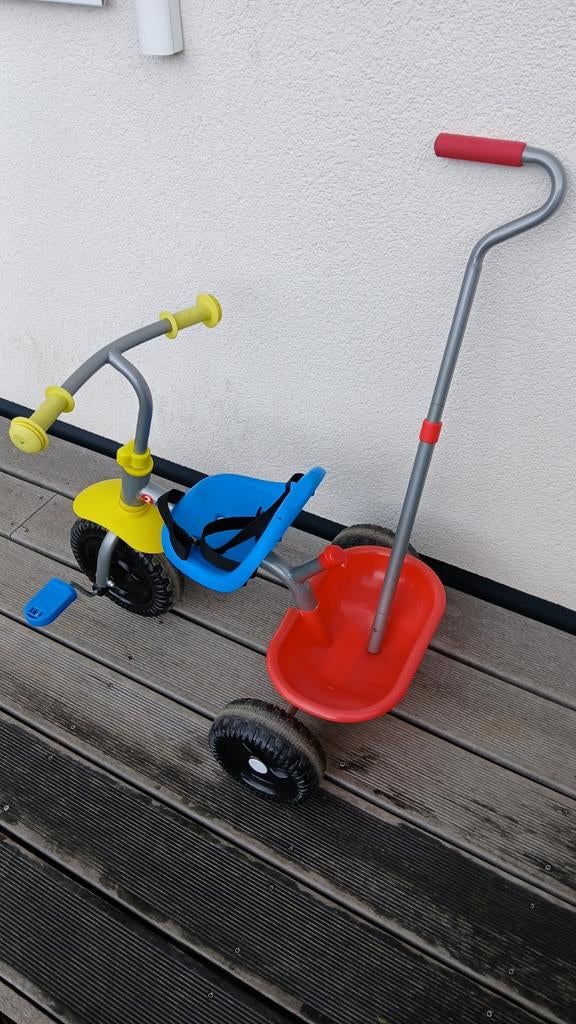 Tricycle enfant avec barre pour guider et remorque, Enlèvement, Comme neuf