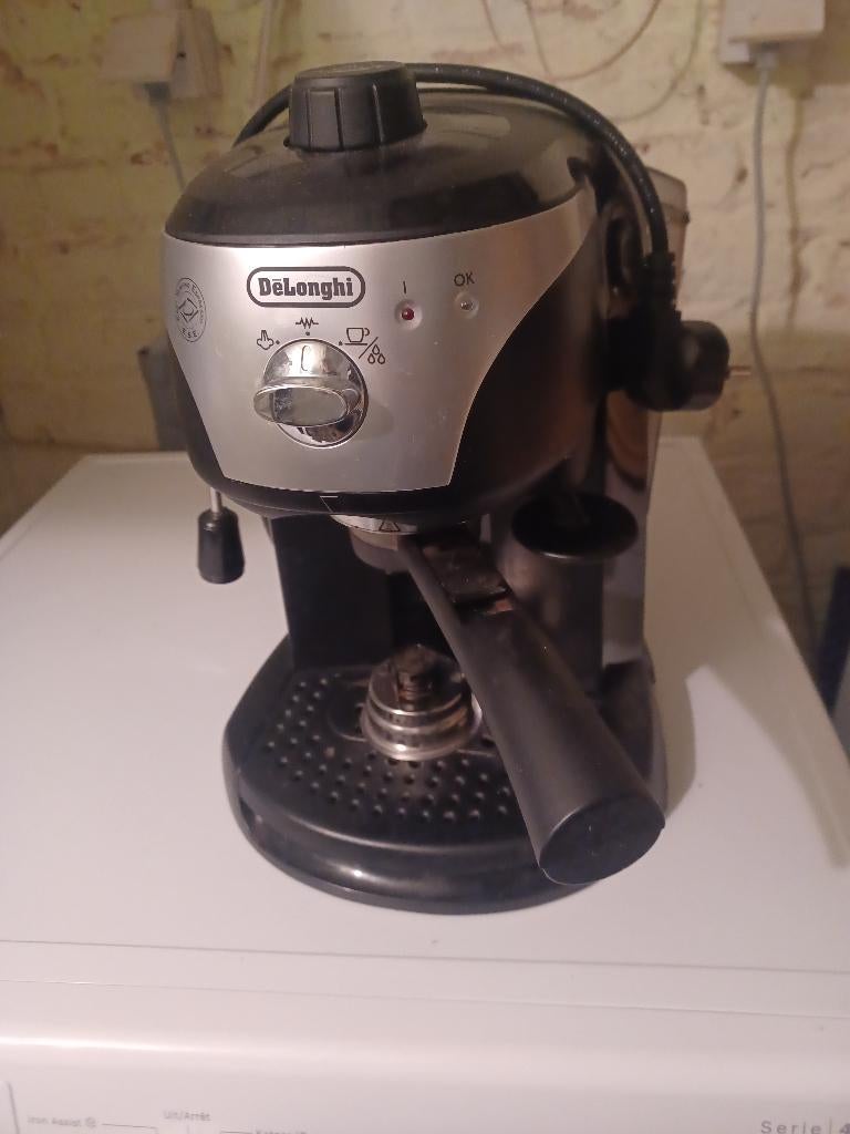 Cafetiere, Ophalen, Afneembaar waterreservoir, Gebruikt, Koffiemachine