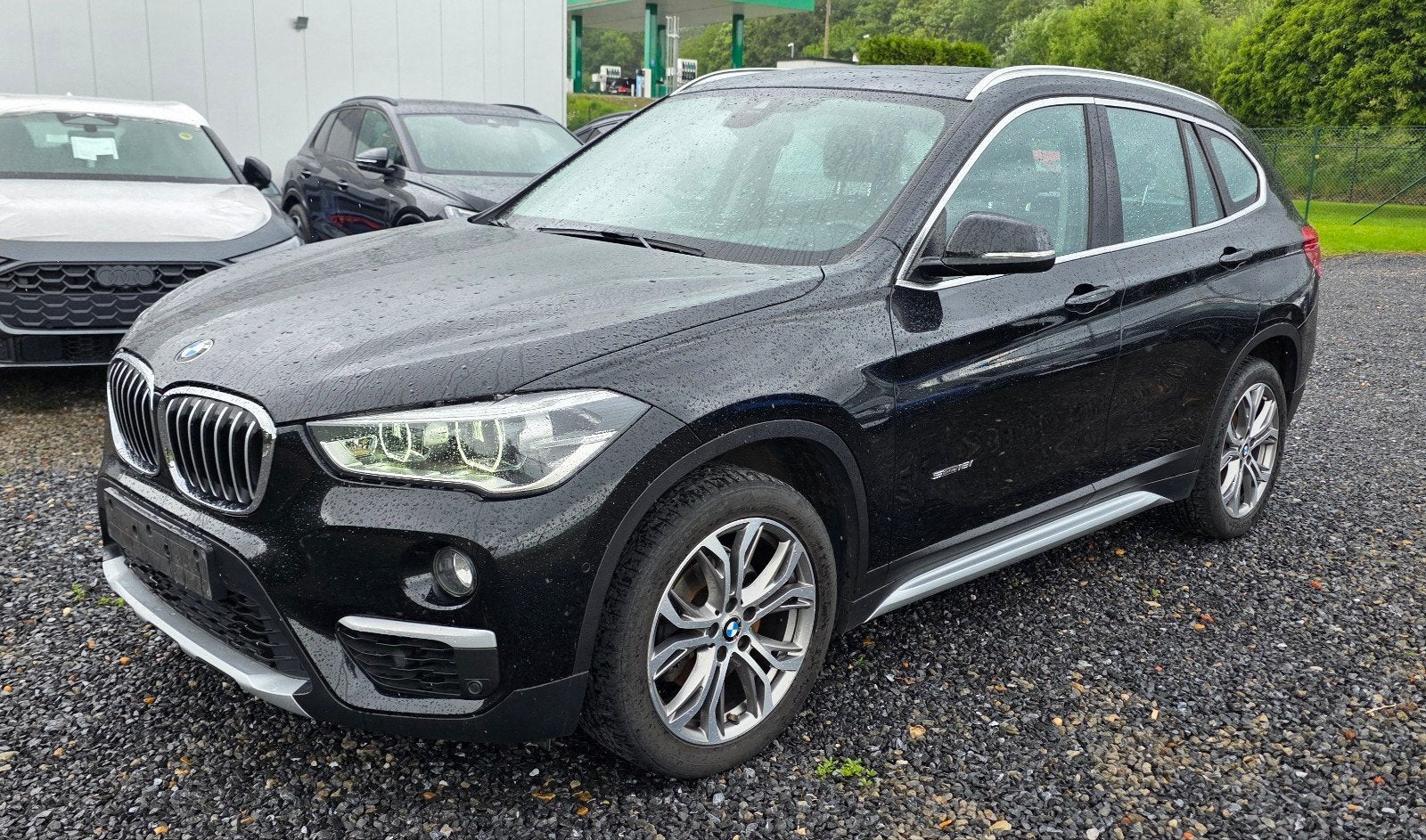 BMW X1 1.5 Benzine Automaat  ., Auto's, Dealer onderhouden, Euro 6, Lichtsensor, Leder