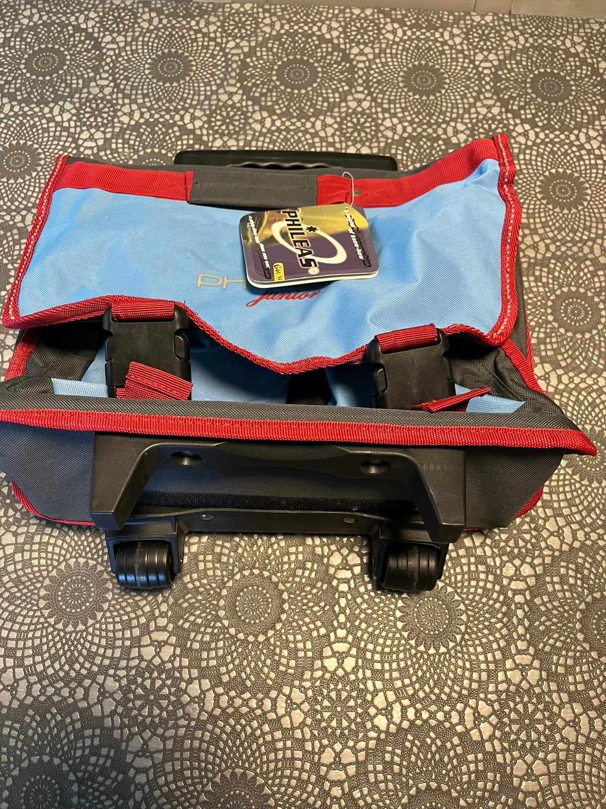 Cartable a roulettes neuf Phileas, Enlèvement, Neuf