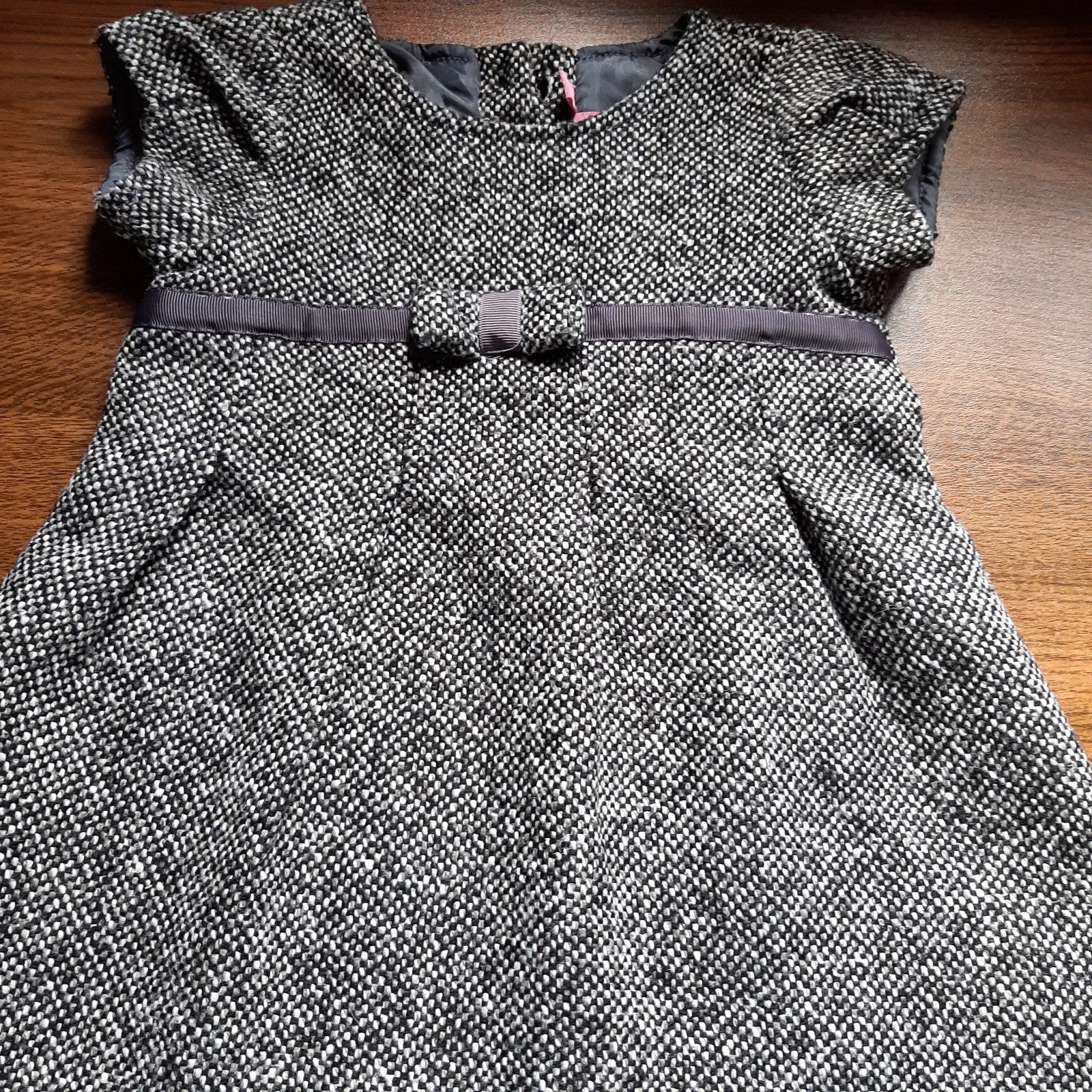 Mooi kleedje met strikje volledig gevoerd. Maat 74, Kinderen en Baby's, Babykleding | Maat 74, Ophalen