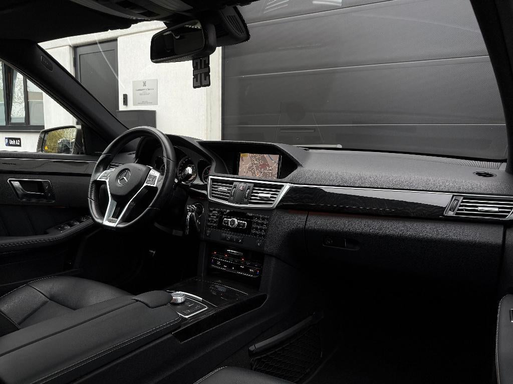 Mercedes E350 CDI AMG | Pano | Airmatic | Harman Kardon, Autos, Mercedes-Benz, Cuir, Achat, 2987 cm³, Entreprise