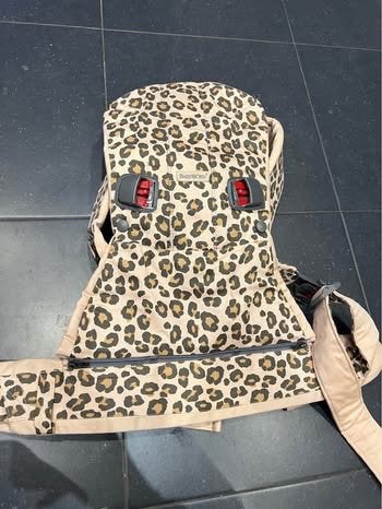 Porte-bébé Babybjorn Leopard/Porte-bébé Babybjorn léopard, Enlèvement, Comme neuf, Porte-bébé