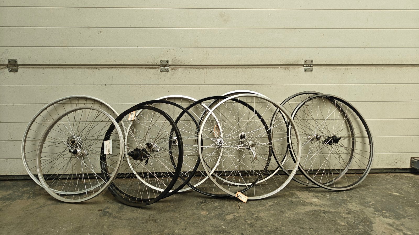 9 splinternieuwe Fietswielen - Prijs voor volledige lot, Fietsen en Brommers, Nieuw, Aluminium, Shimano, Stadsfiets