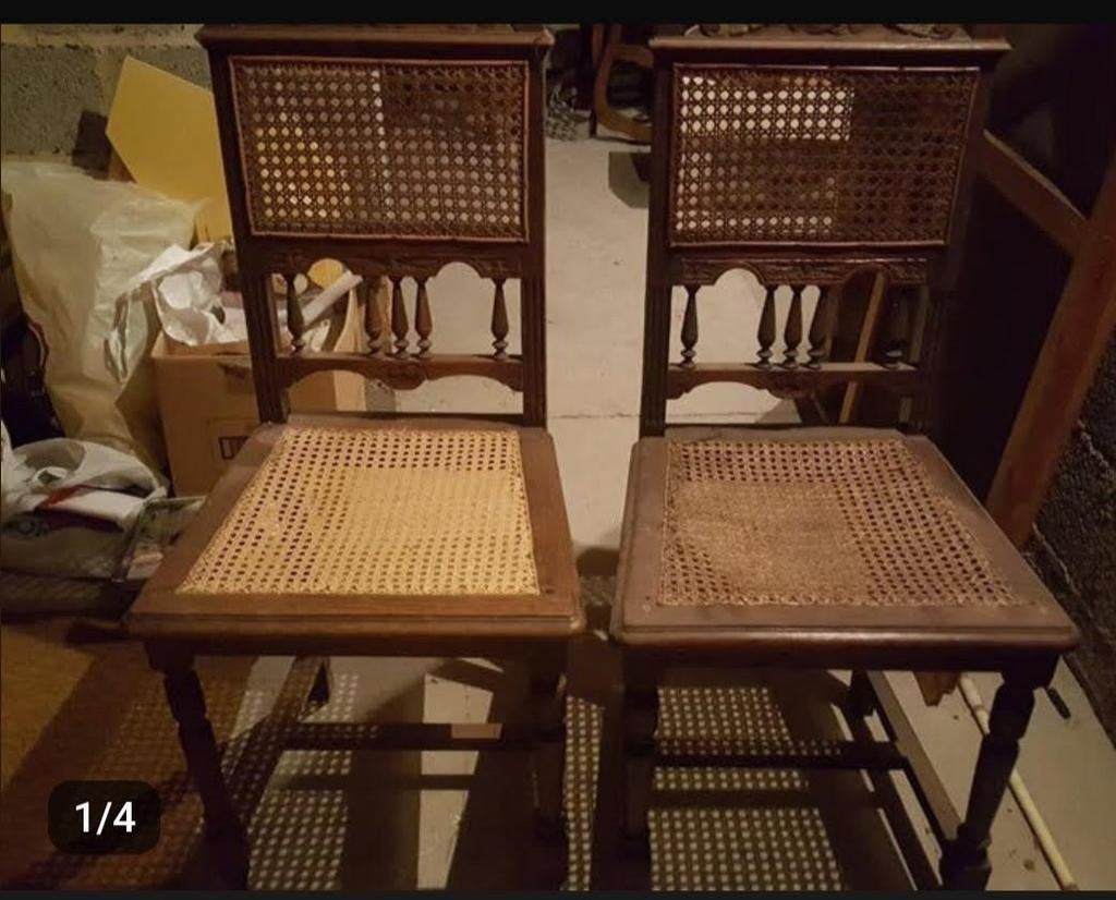 2 oude Mechelse stijlstoelen, Ophalen