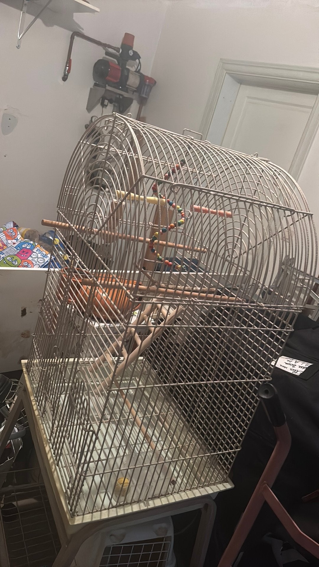 Ruime vogelkooi te koop, Dieren en Toebehoren, Vogels | Hokken en Kooien, Zo goed als nieuw, Vogelkooi, Ophalen