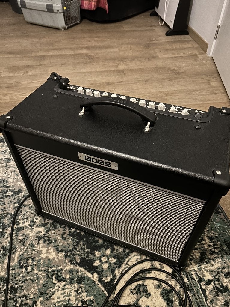 Boss Nextone Stage 40W, Muziek en Instrumenten, Ophalen, Zo goed als nieuw