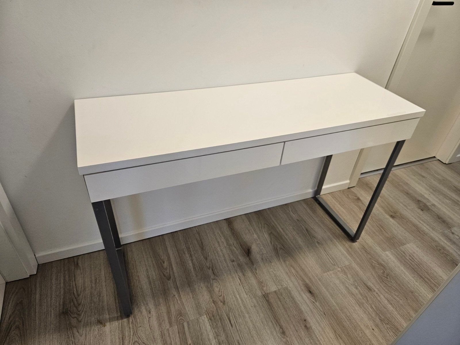 Bureautafel, Ophalen