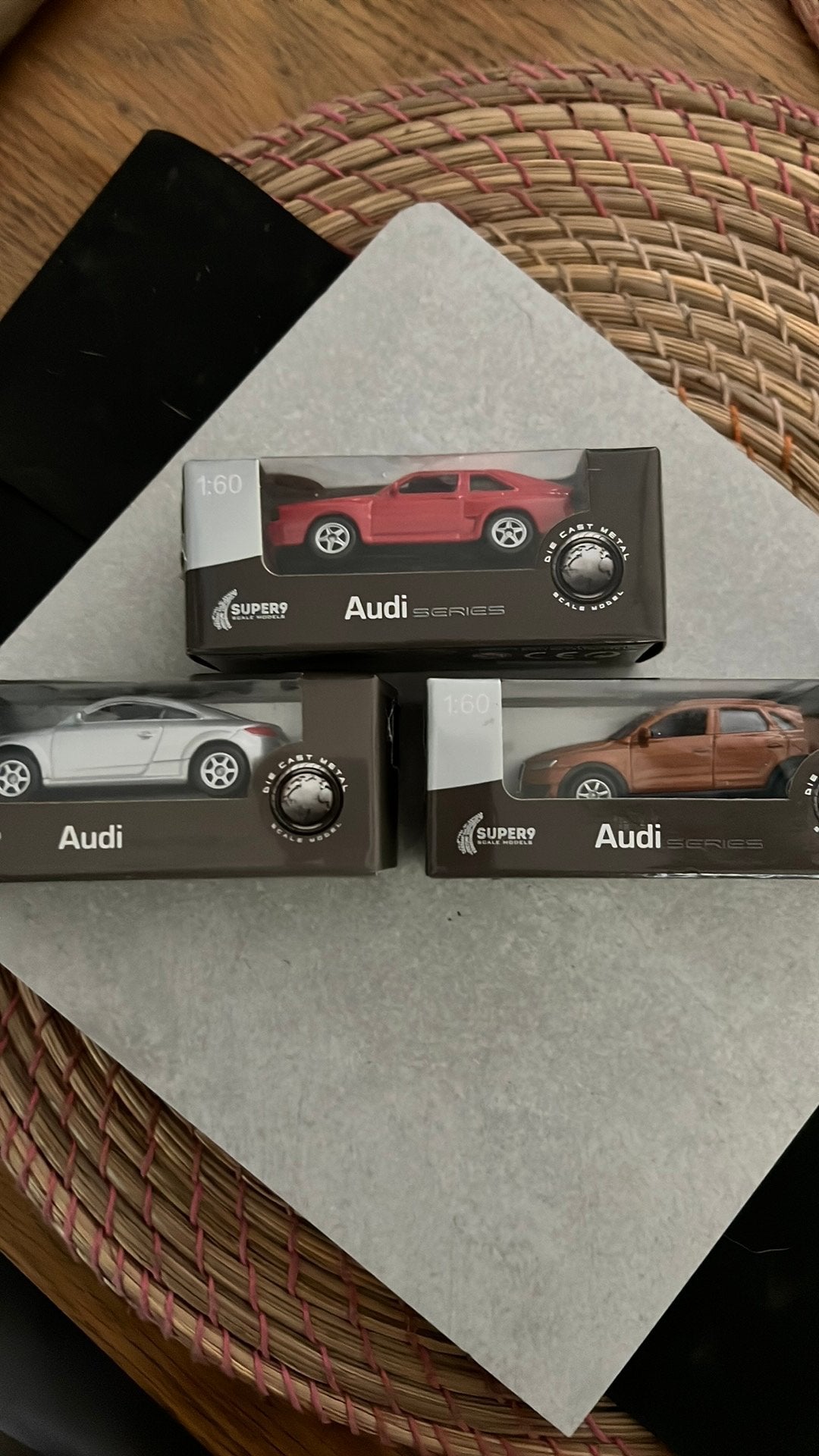 Miniatuur auto s, Hobby & Loisirs créatifs, Voitures miniatures | 1:24, Enlèvement ou Envoi, Neuf, Voiture, Autres marques