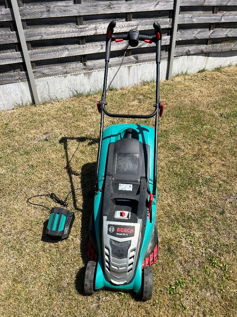 Bosch accu-grasmaaier 36 V Rotak 37 Li-Ion Gen 4 37 cm, Jardin & Terrasse, Tondeuses à gazon sur batterie, Fonction de mulching