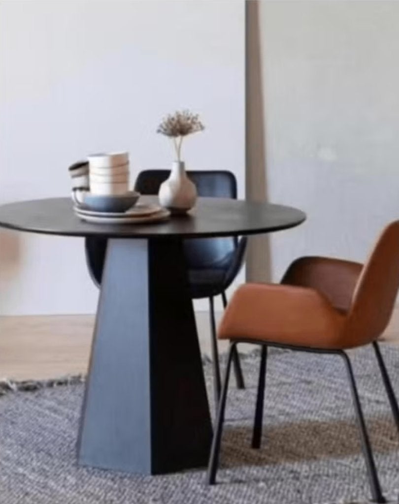 Design Eettafel Zuiver Pilar, Huis en Inrichting, Tafels | Eettafels, Ophalen, Gebruikt