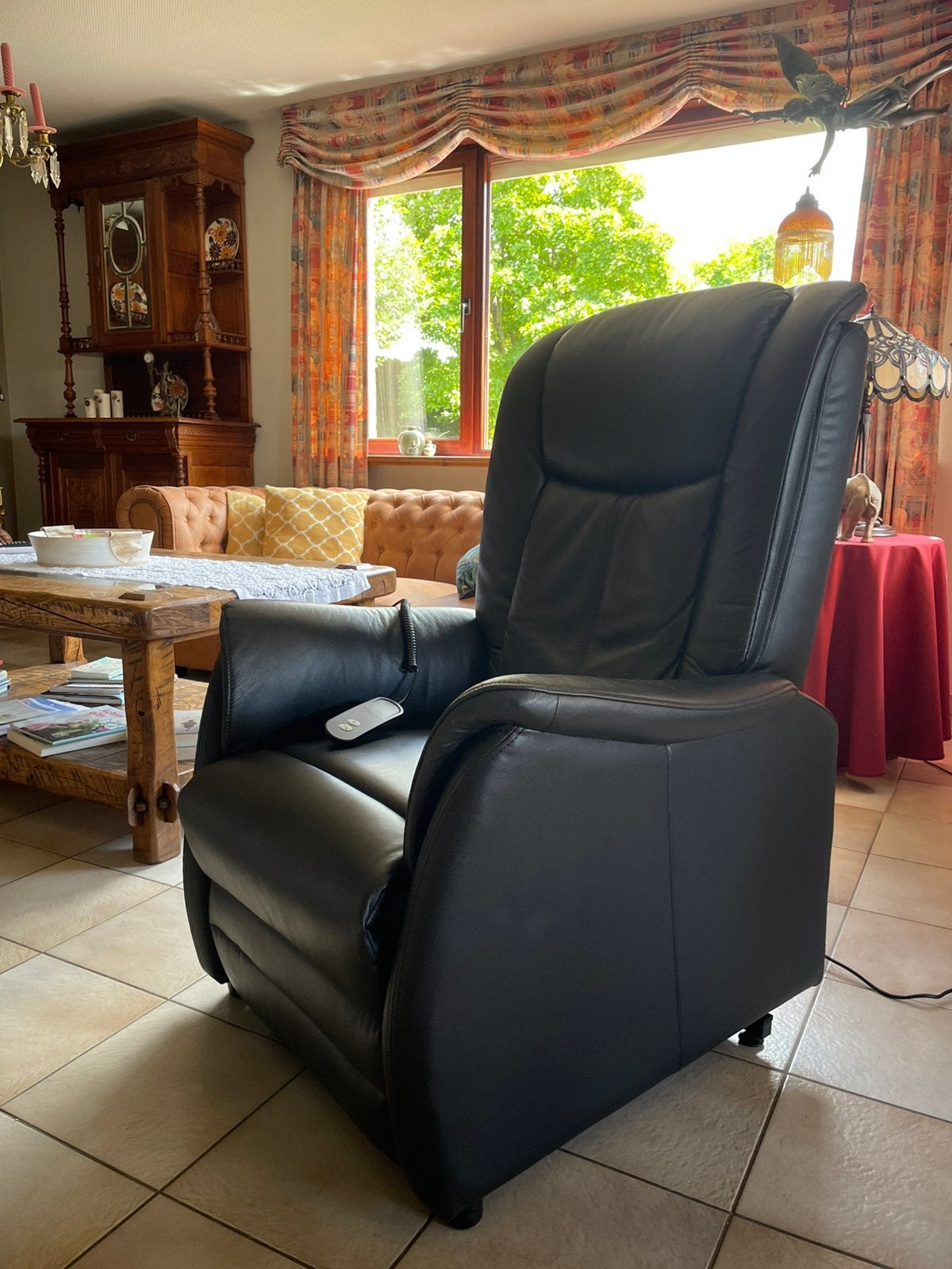 Zwarte relax zetel, Huis en Inrichting, Fauteuils, Ophalen, Zo goed als nieuw
