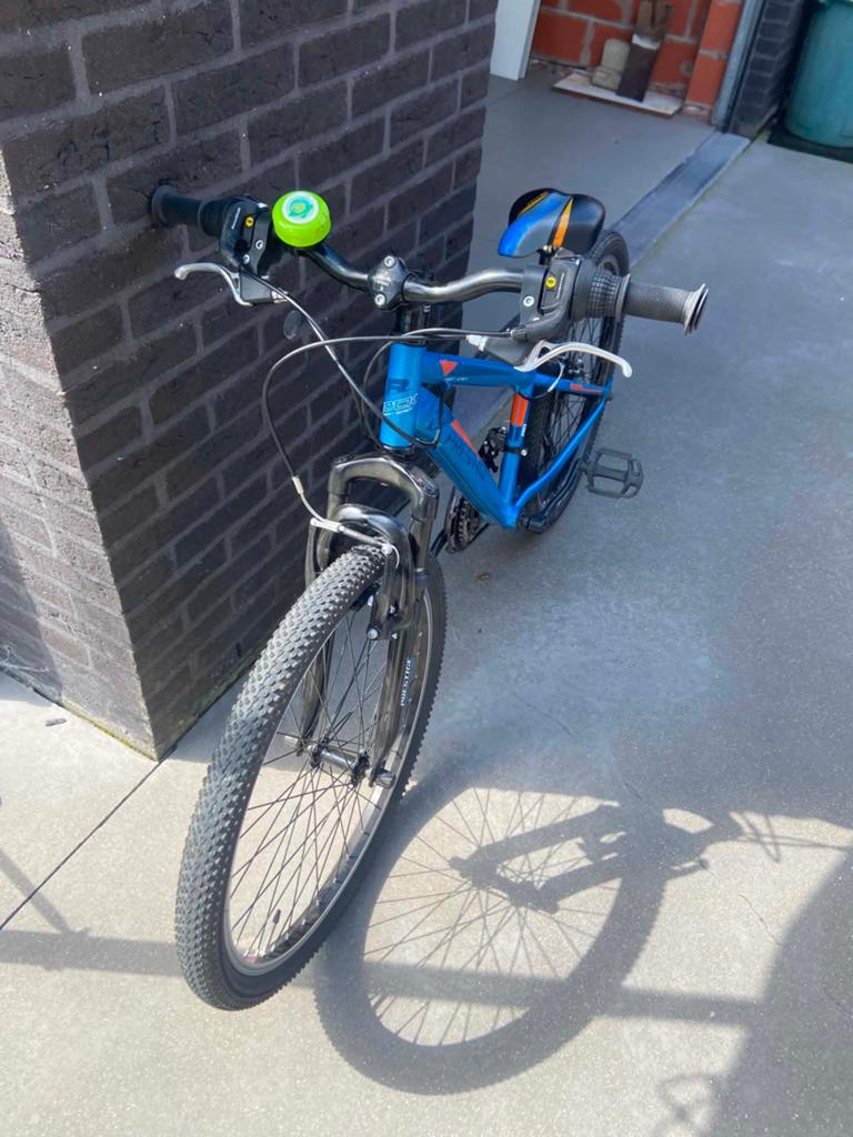 24 inch jongensfiets, Ophalen, Velgrem, Versnellingen, Gebruikt