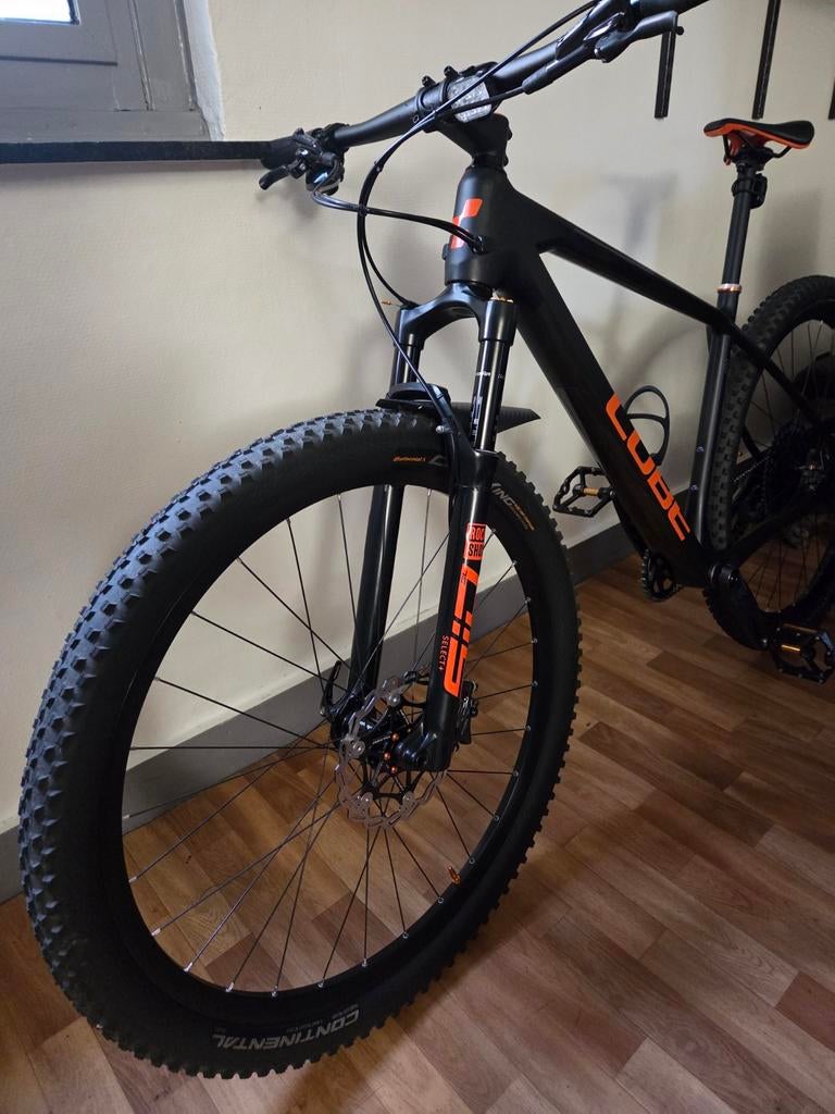 VTT Cube reaction c62 carbone 29" L, Enlèvement