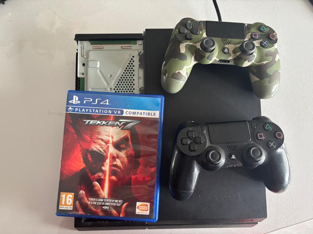 Ps4, Games en Spelcomputers, Spelcomputers | Sony PlayStation 4, Met 2 controllers, Ophalen of Verzenden, Original, 500 GB